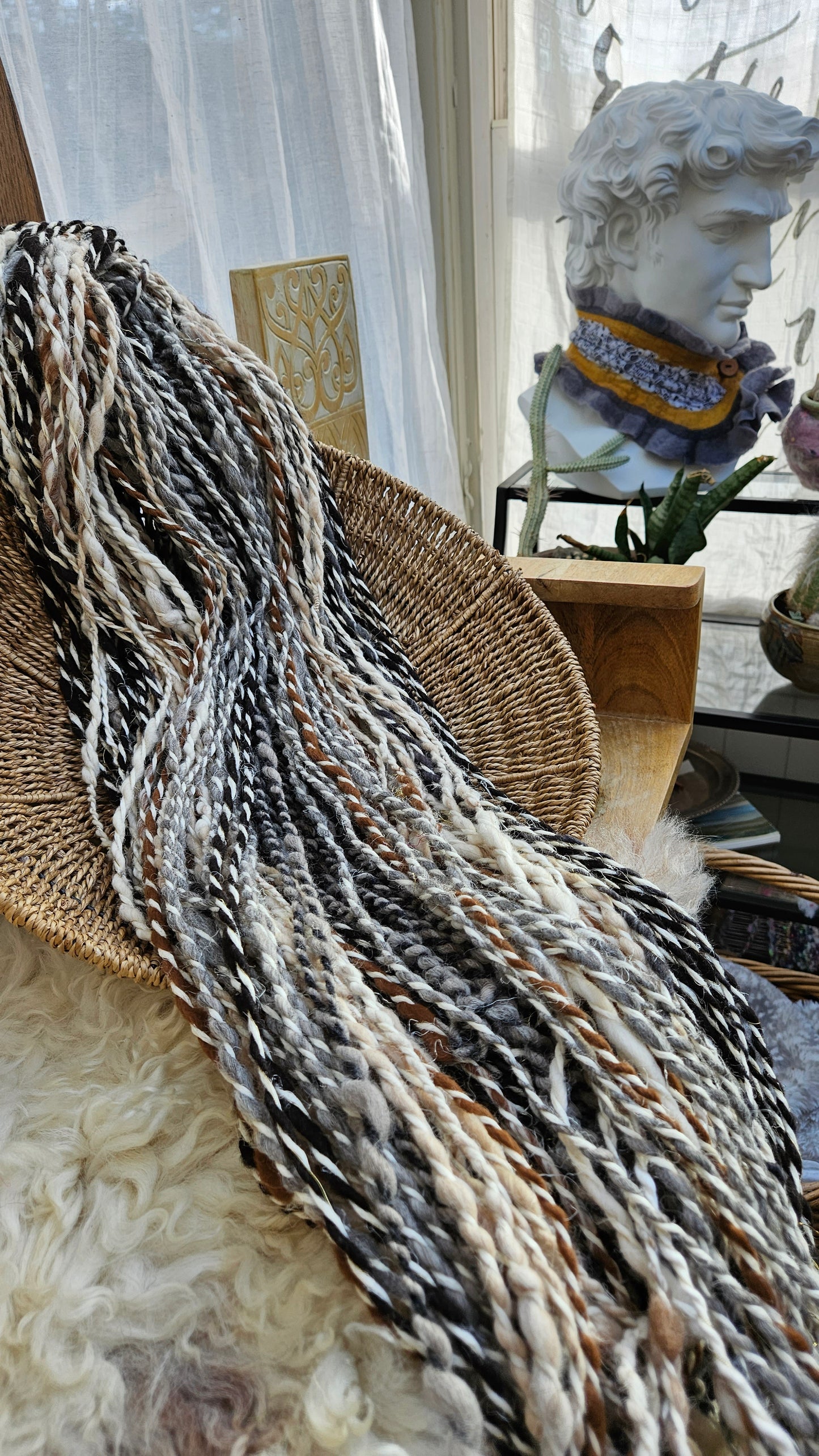 ANCIENT PHILOSOPHY - Handspun Bulky Wool Textured Art Yarn - 160 Yards 15.1 oz