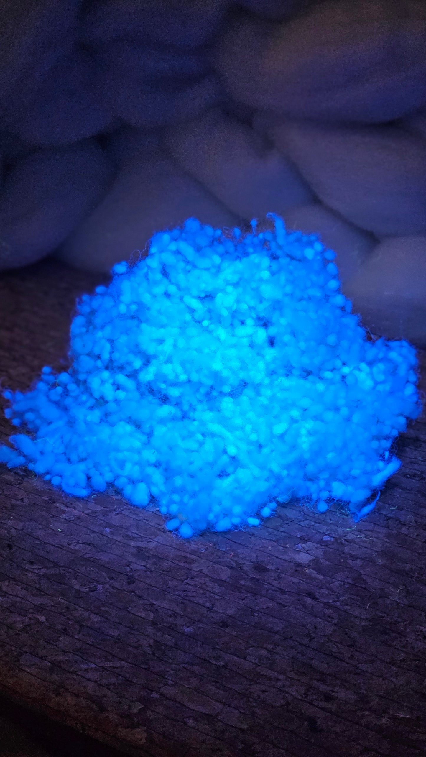 BLUE GLOW - UV Reactive Dyed Wool Nepps - 1 oz