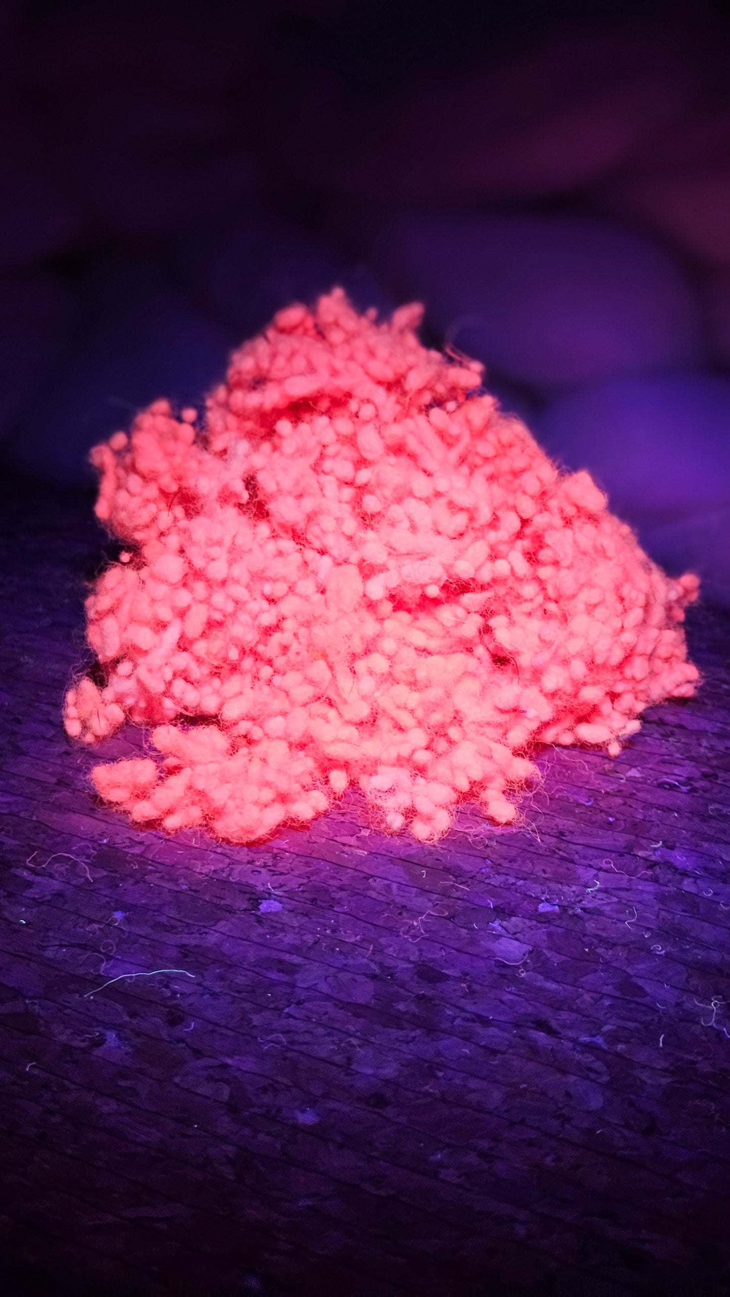 RED GLOW - UV Reactive Dyed Wool Nepps - 1 oz