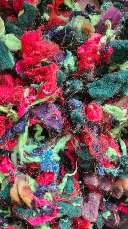 MARY QUEEN OF SCOTS - Rare Sheep Breed Recycled Wool Mallow Cotton Bamboo Sparkle Texture Blend - 4 oz