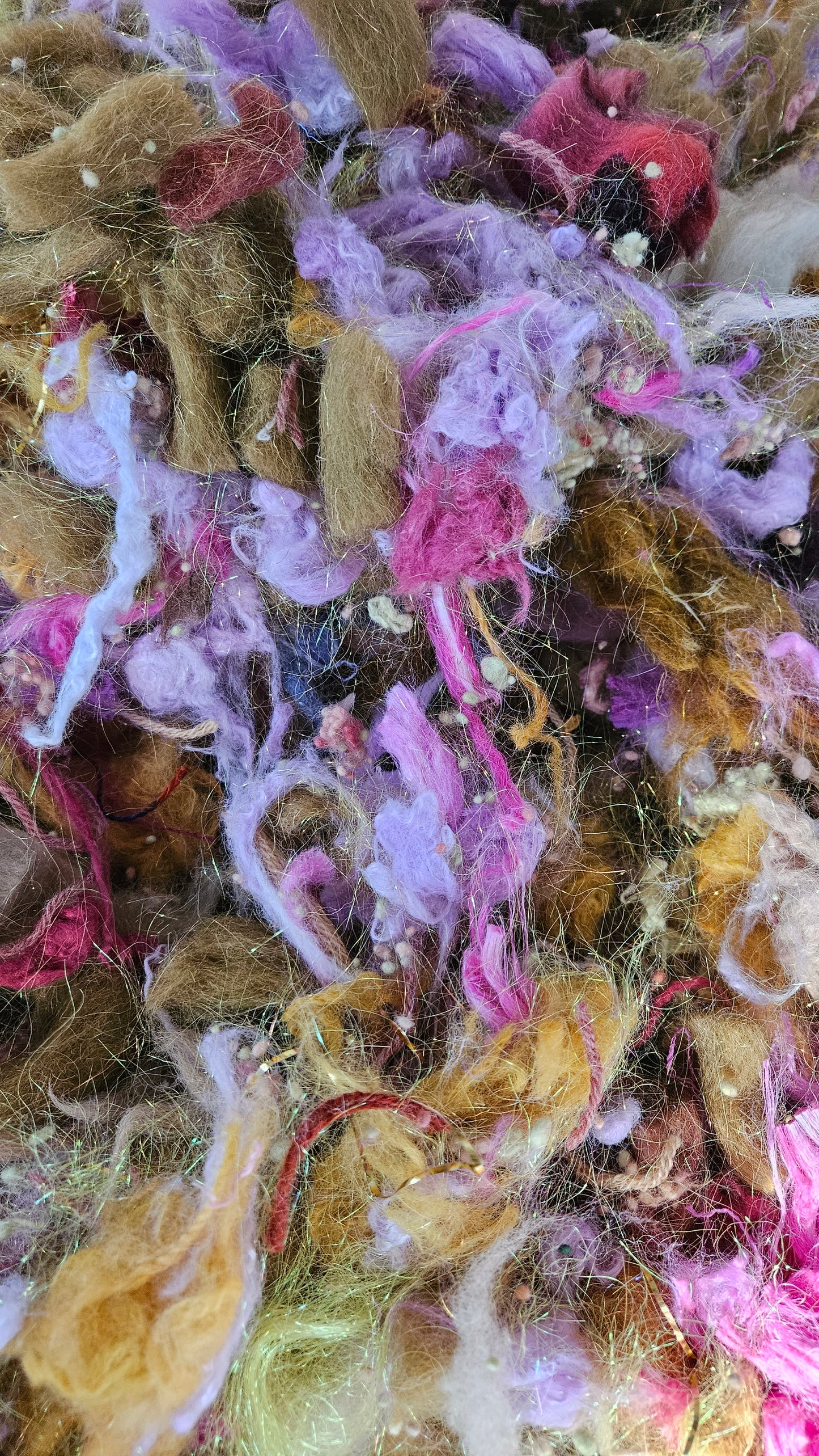 ISABELLA OF CASTILE - Rare Sheep Breed Recycled Wool Mallow Cotton Bamboo Sparkle Texture Blend - 4 oz