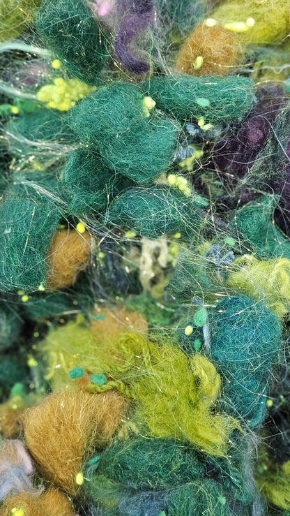 GREEN GABLES - Recycled Wool Drysdale Mallows Cotton Nepps Sparkle Fiber Art Texture Blend - 2 oz